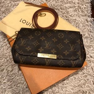 SOLD ! Authentic Louis Vuitton Favorite PM